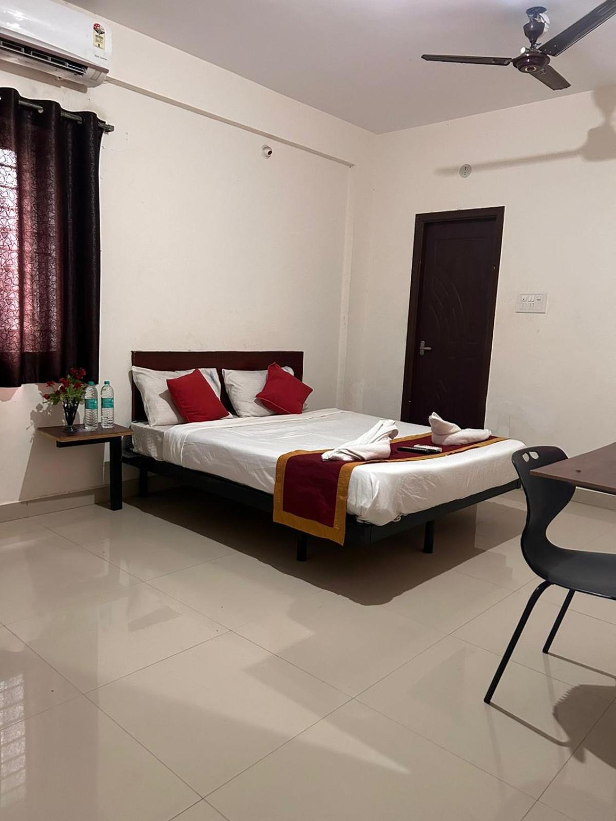 Hotel Prakrathi Residency Bangalore Ngoại thất bức ảnh