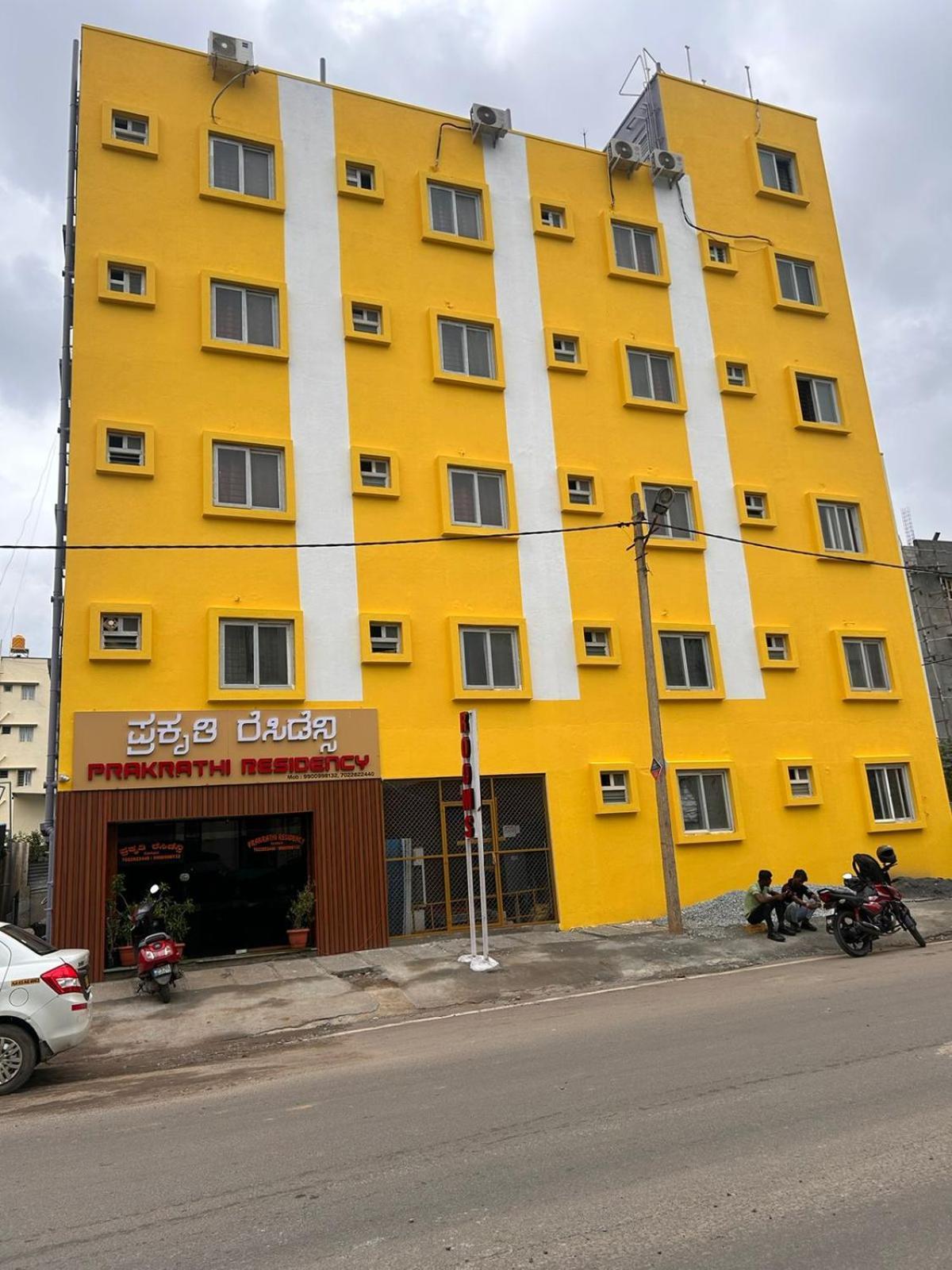 Hotel Prakrathi Residency Bangalore Ngoại thất bức ảnh